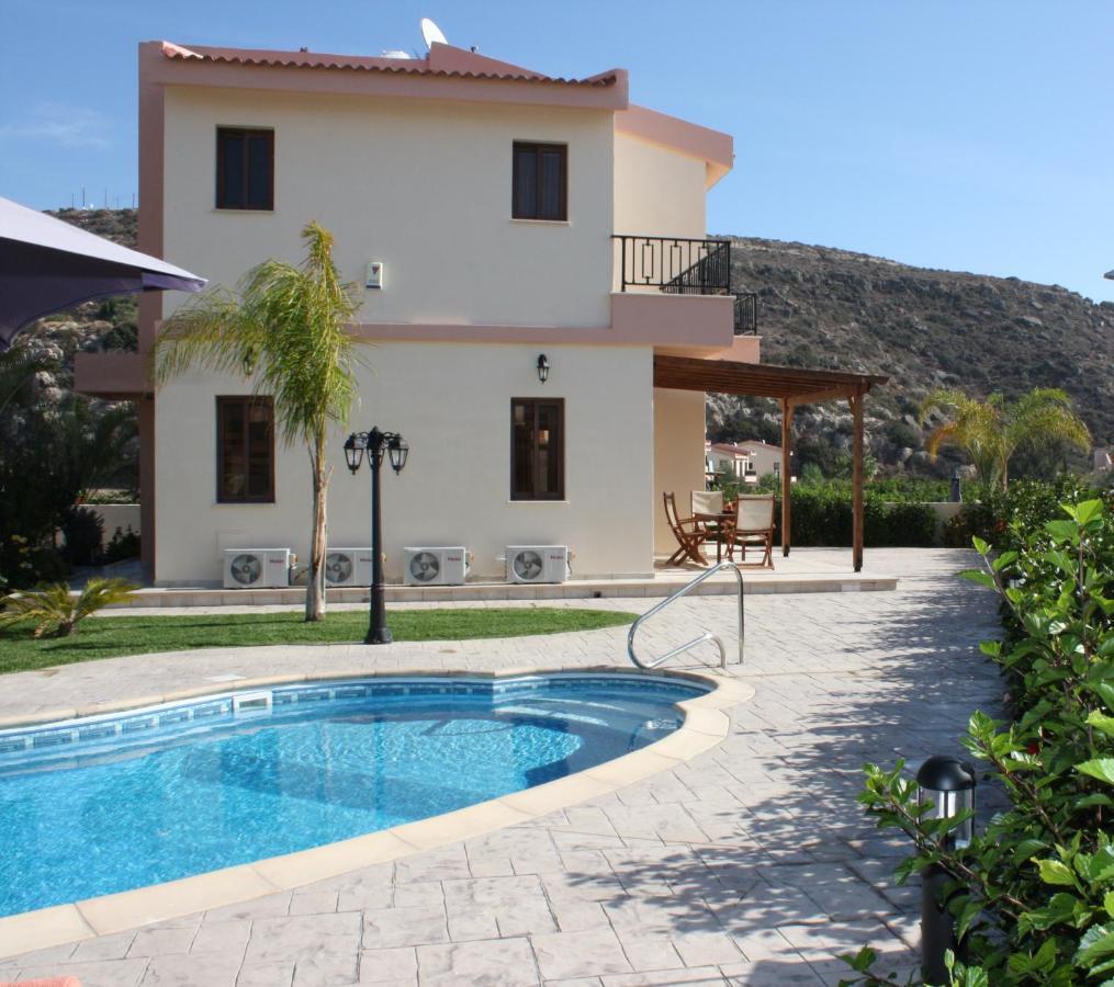 Holidays Villas Pissoúri Extérieur photo